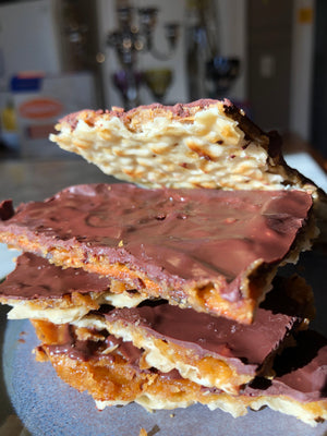 RECIPE: PASSOVER CHOCOLATE-TOFFEE MATZO